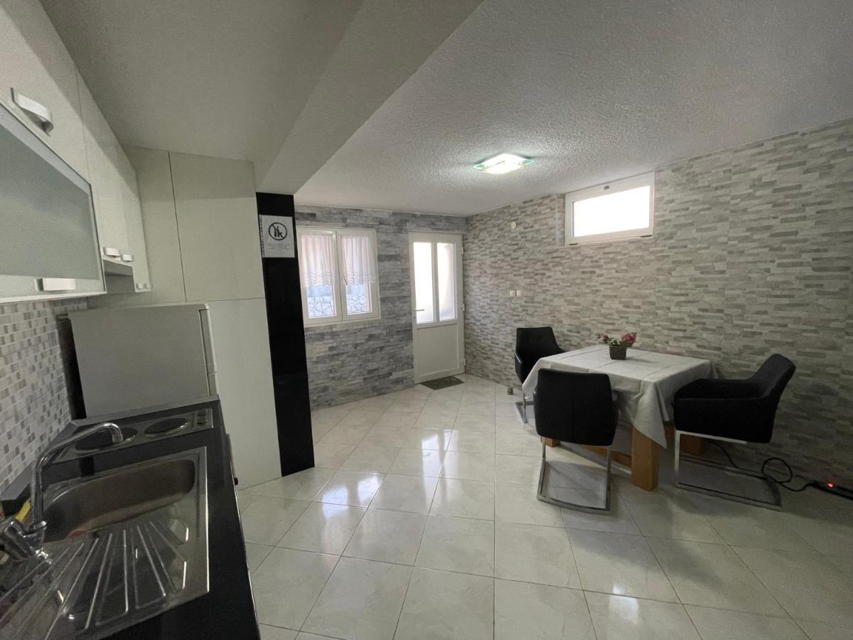 Apartmani-Joe Podglavica Экстерьер фото